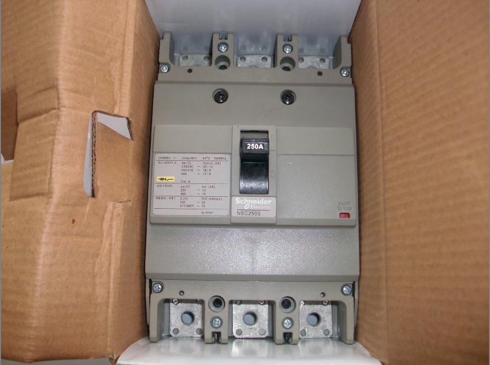 nsc250s 250a塑壳断路器器nsc250s 250a(议价)