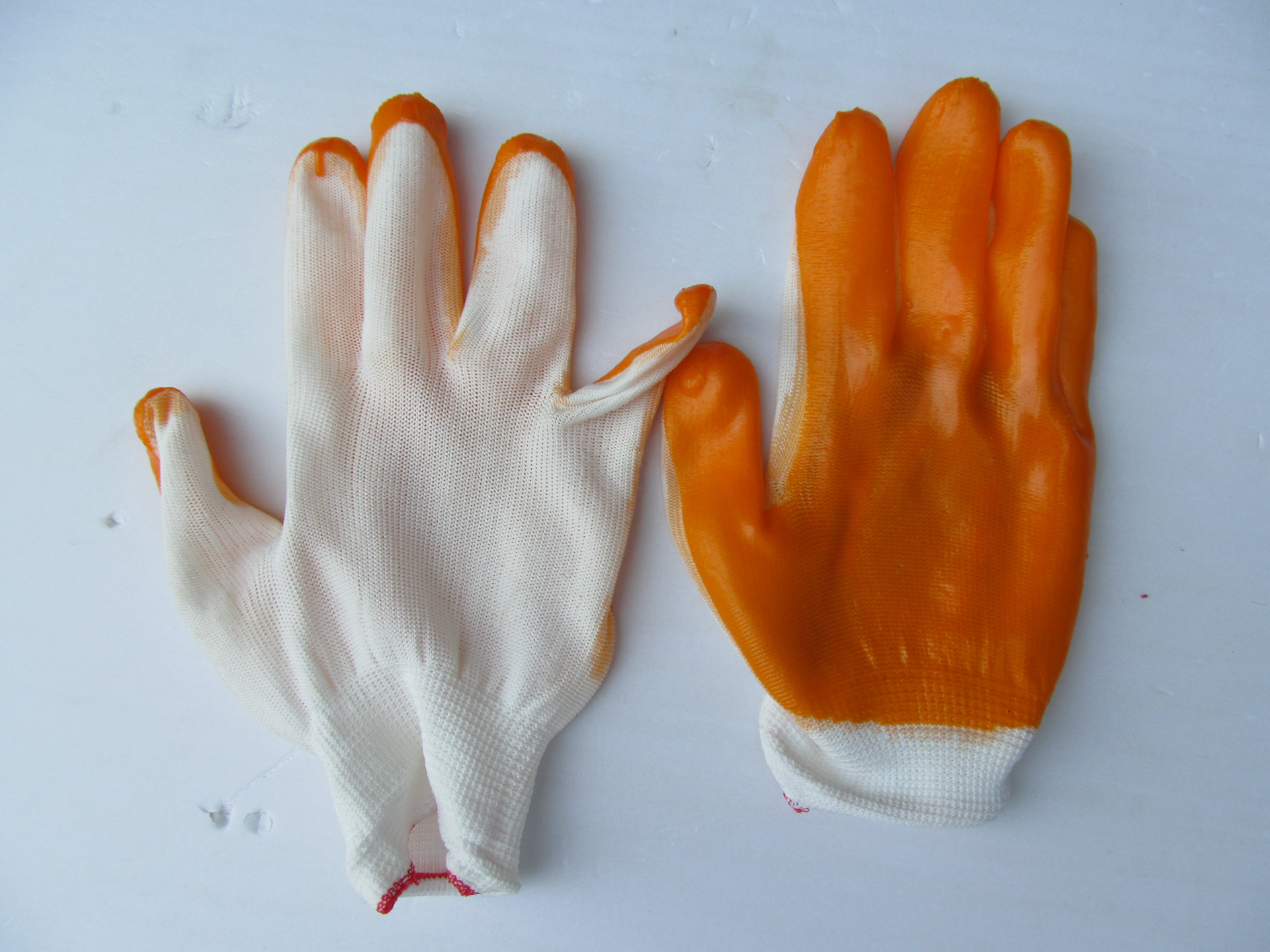 现货销售 供应pvc手套 尼龙pvc胶手 功能:普通劳保手套 材质:pvc 类型