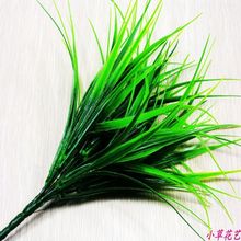 实力商家仿真草 塑料小草绿色植物圣诞树装饰品隔断插花材料