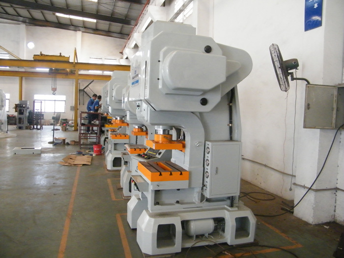 专业冲压马达定转子,自己高速冲床找三好,精密冲压达800次/分