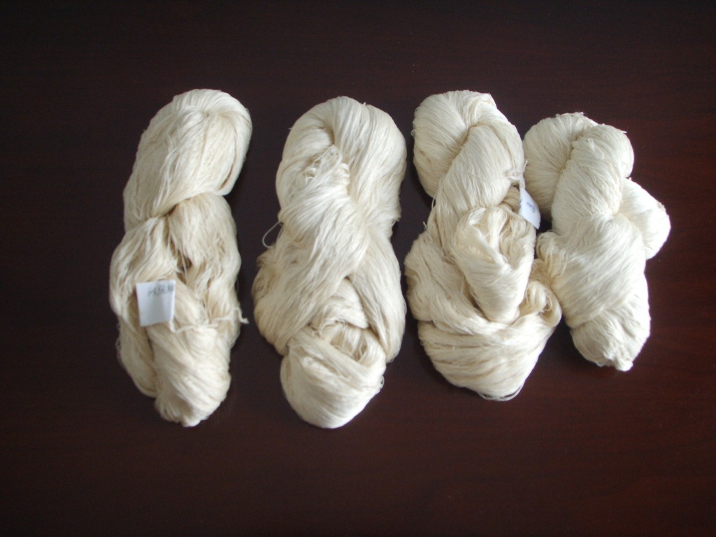 绢丝/晴纶混纺纱s/a 30/70,20/80,15/85,10/90 绢丝混纺纱