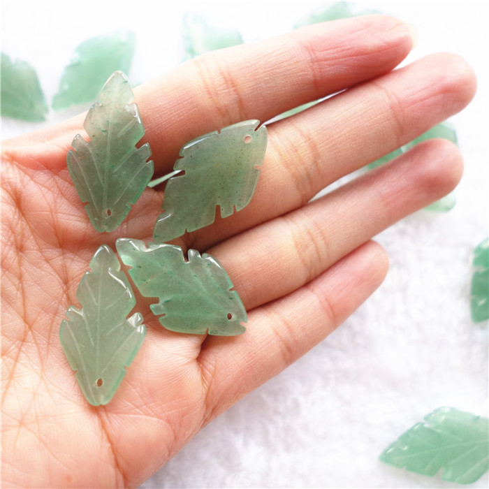 纯天然石头绿东陵玉石雕刻树叶散装diy饰品配件16x29