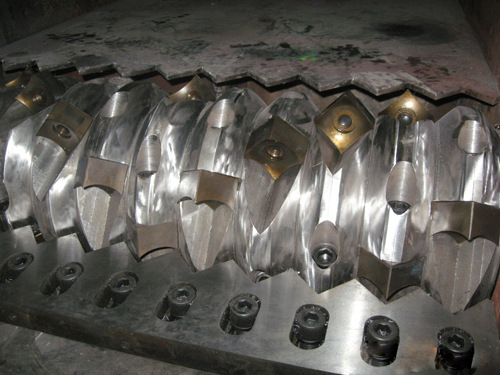 【厂家直销】粉碎机破碎机刀片 定制各种规格 塑料粉碎机刀片