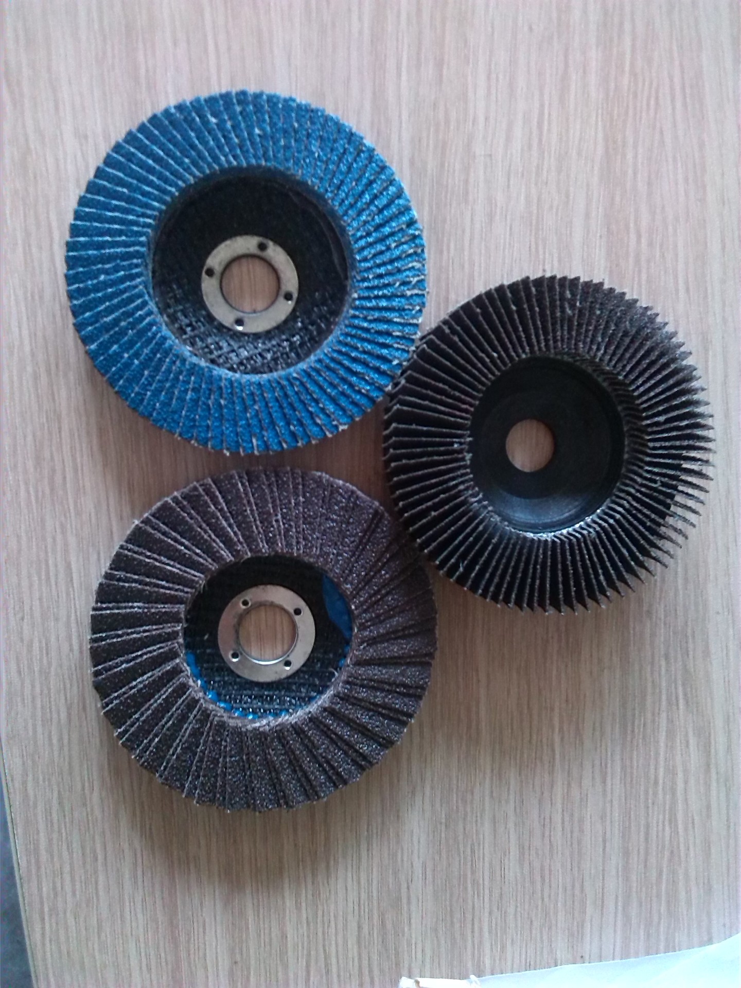 厂家直销高品质百页轮 百页片/百叶轮 煅烧砂页轮/百页轮