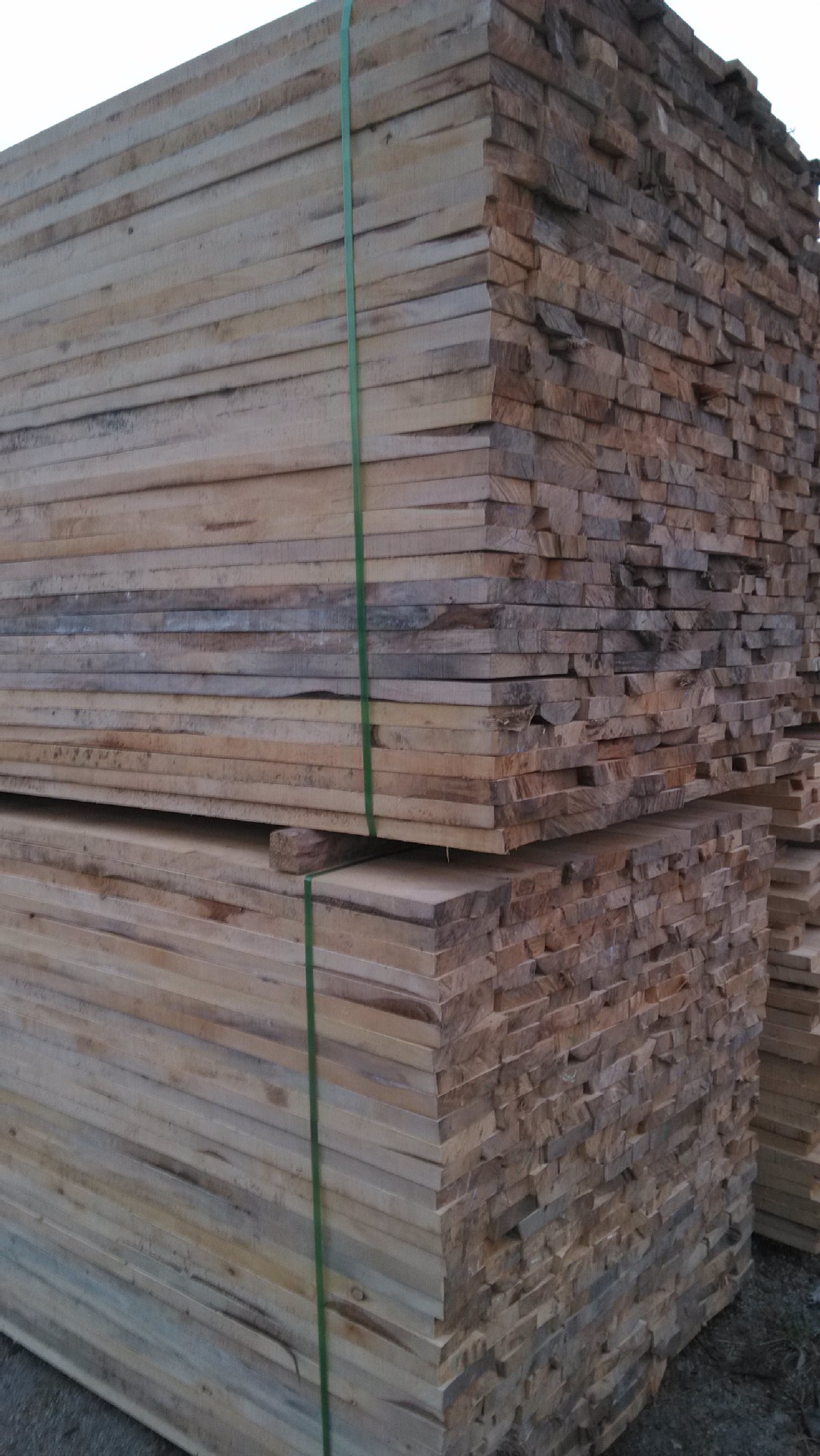 大量生产椎木板料杂木荷木果木香樟厂家直销质量保证