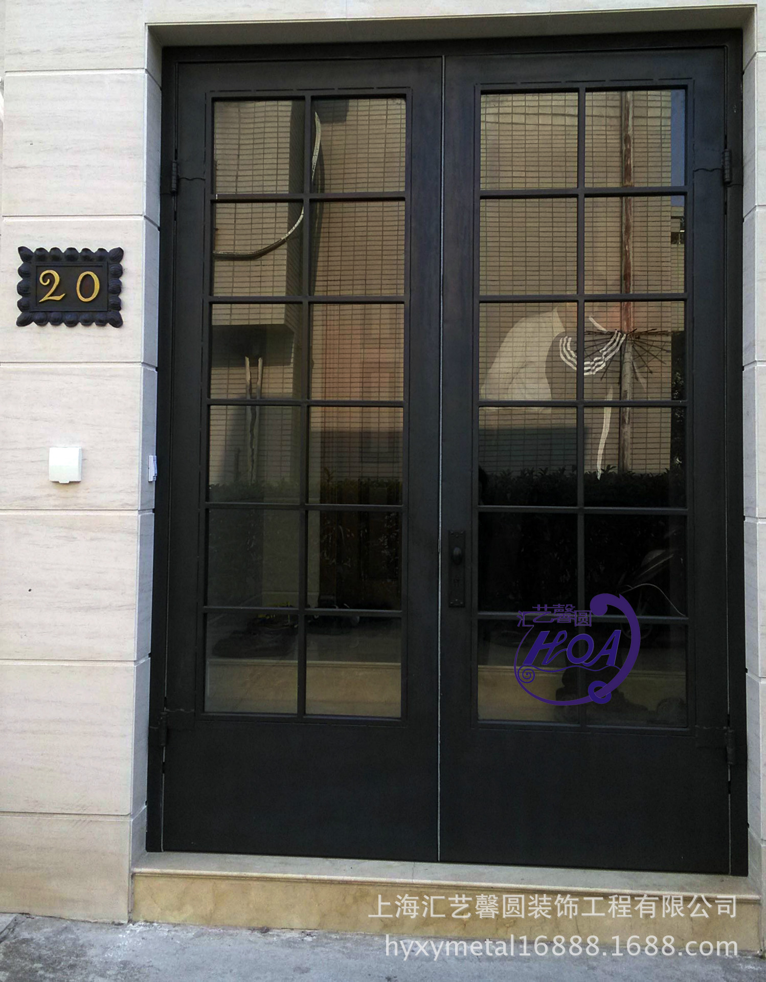 设计定制钢化玻璃门 商铺玻璃门黑钢门 金属仿古铁门 老式玻璃门