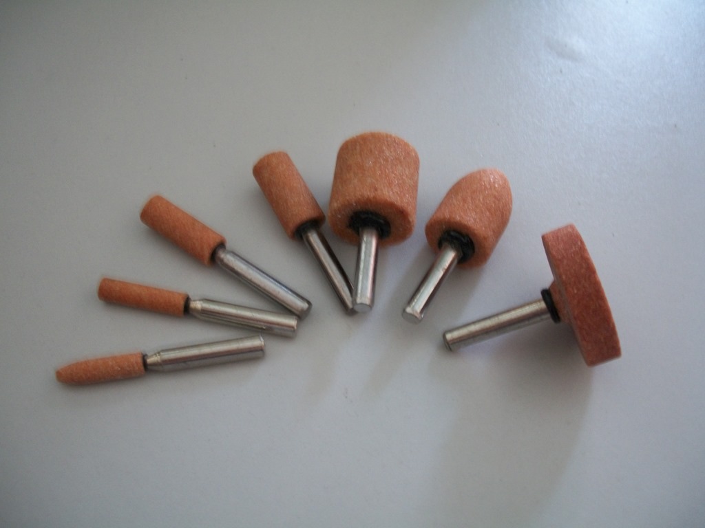 真诚牌Φ6柄高档陶瓷磨头,火石仔,砂轮磨头,Φ6柄椭圆型磨头