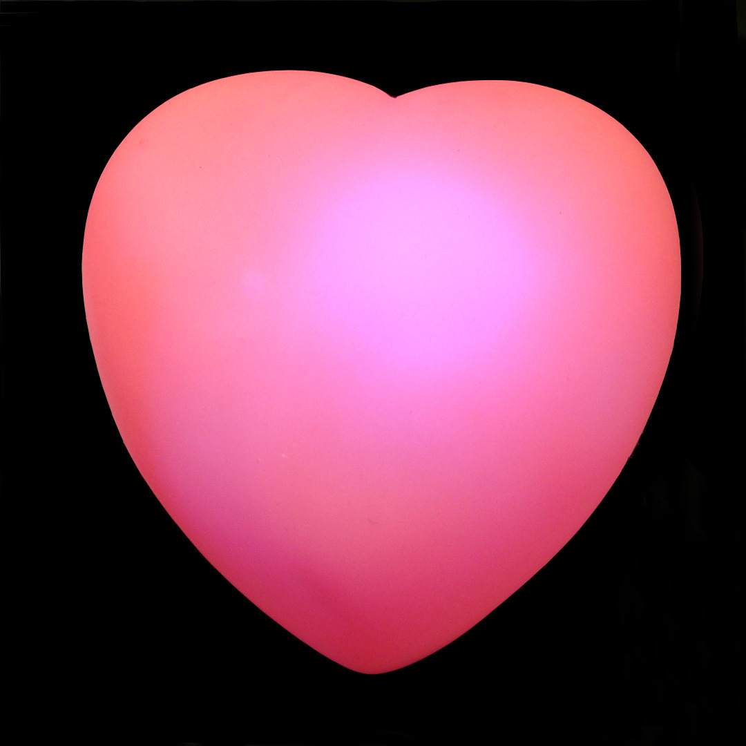 批发供应 情人节礼品爱心钥匙扣 闪光变色心形发光钥匙扣