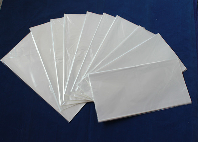 长期供应高品质透明无印刷玻璃纸花束内层包装纸礼品包装纸