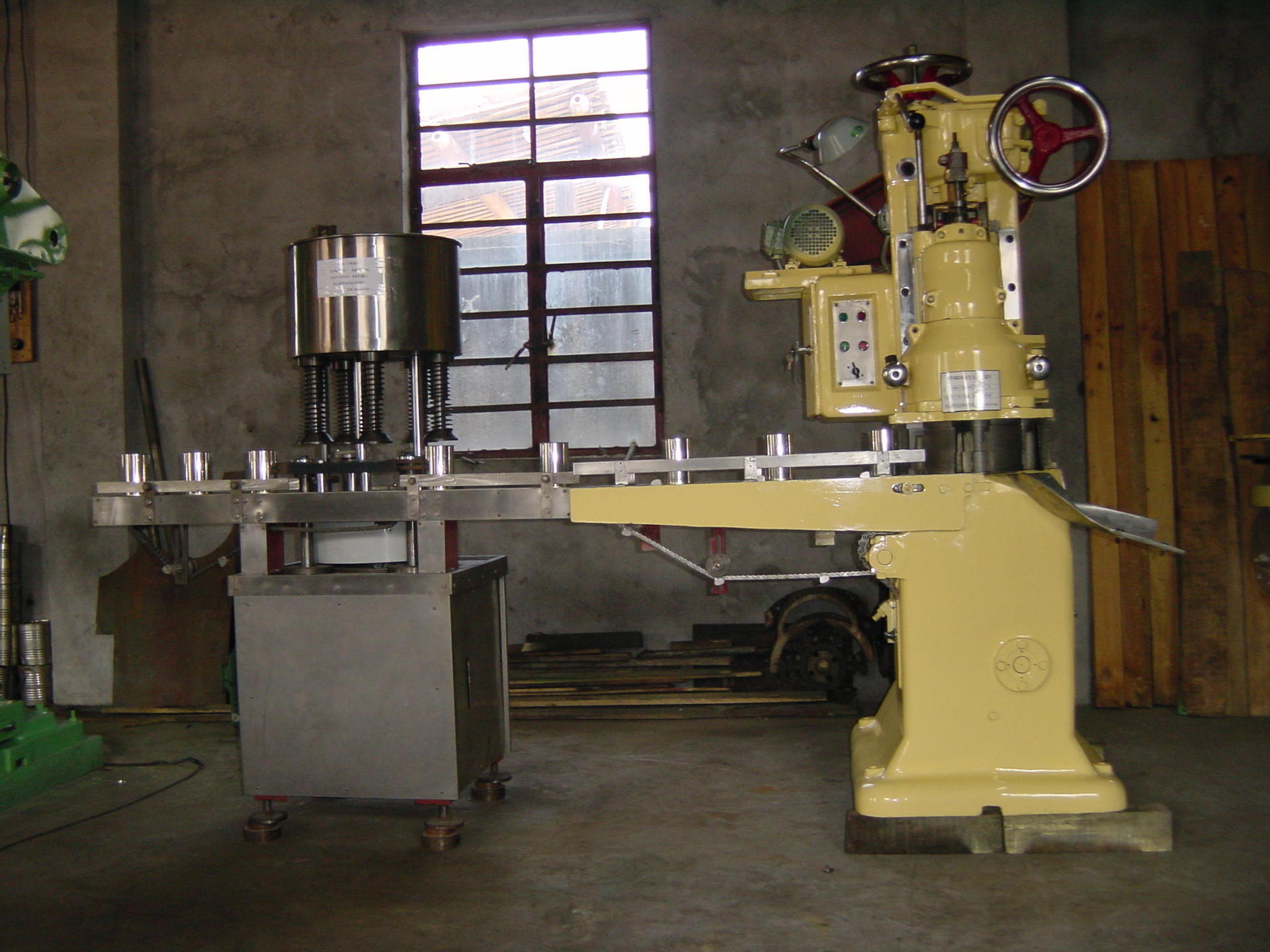 供应封罐机gt4b2