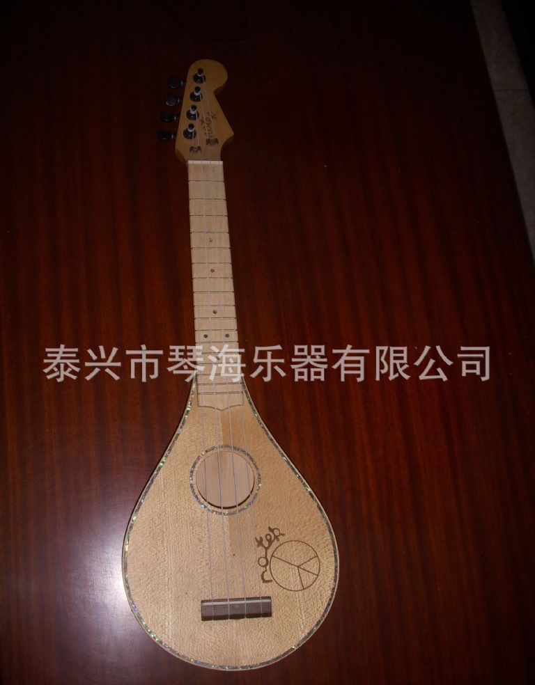 吉他单板枫木镶嵌彩贝尤格利利尤克里里夏威夷四弦小吉他乐器批发