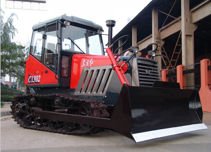 供应一拖东方红c1002/c1202/c1302农用推土机 sell crawler dozer