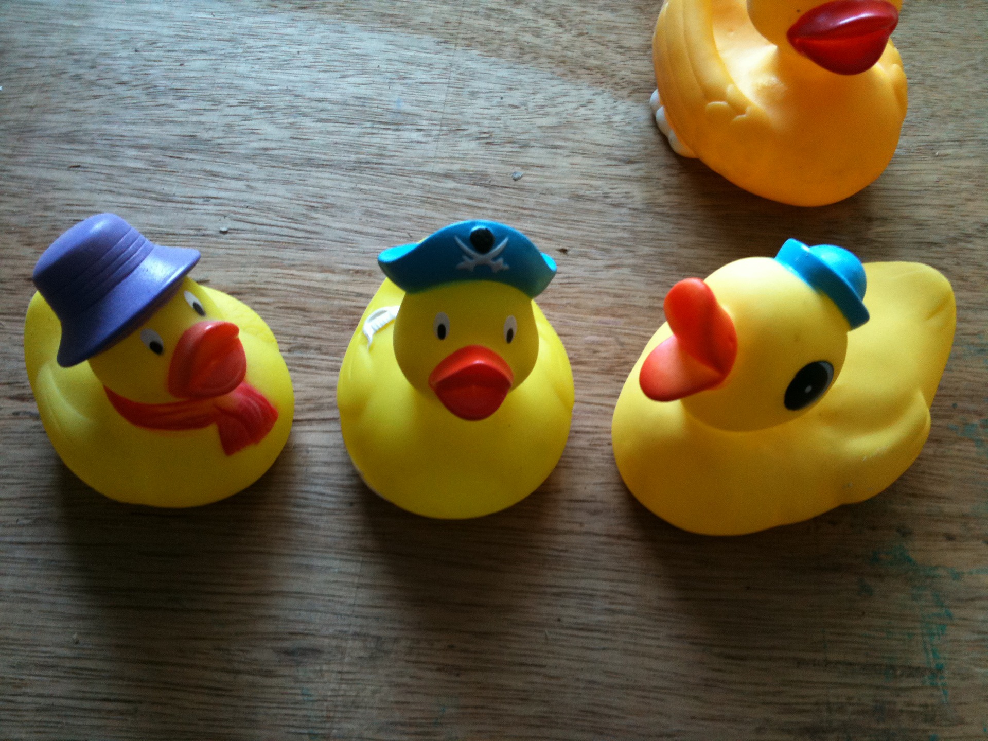 搪塑大黄鸭 搪胶大黄鸭 搪胶大鸭 小鸭套装 搪胶鸭 鸭子套装