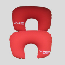专业生产  厂家供应贴合布充气枕 沙滩枕 PVC枕头 新型U形枕头