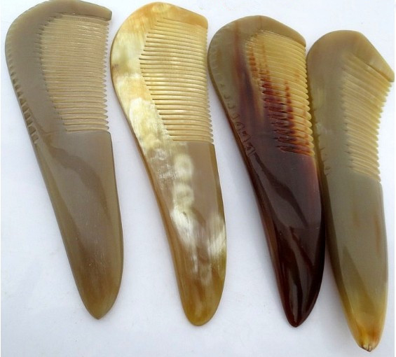 厂家直销 18厘米 天然牛角梳 优质黄牛