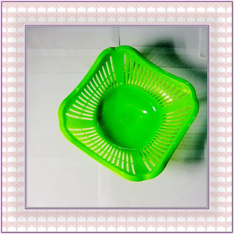 We produce and sell plastic baskets, plastic fruit baskets, vegetable baskets, plastic 201 plastic fruit baskets and sell them at street stalls pic 3