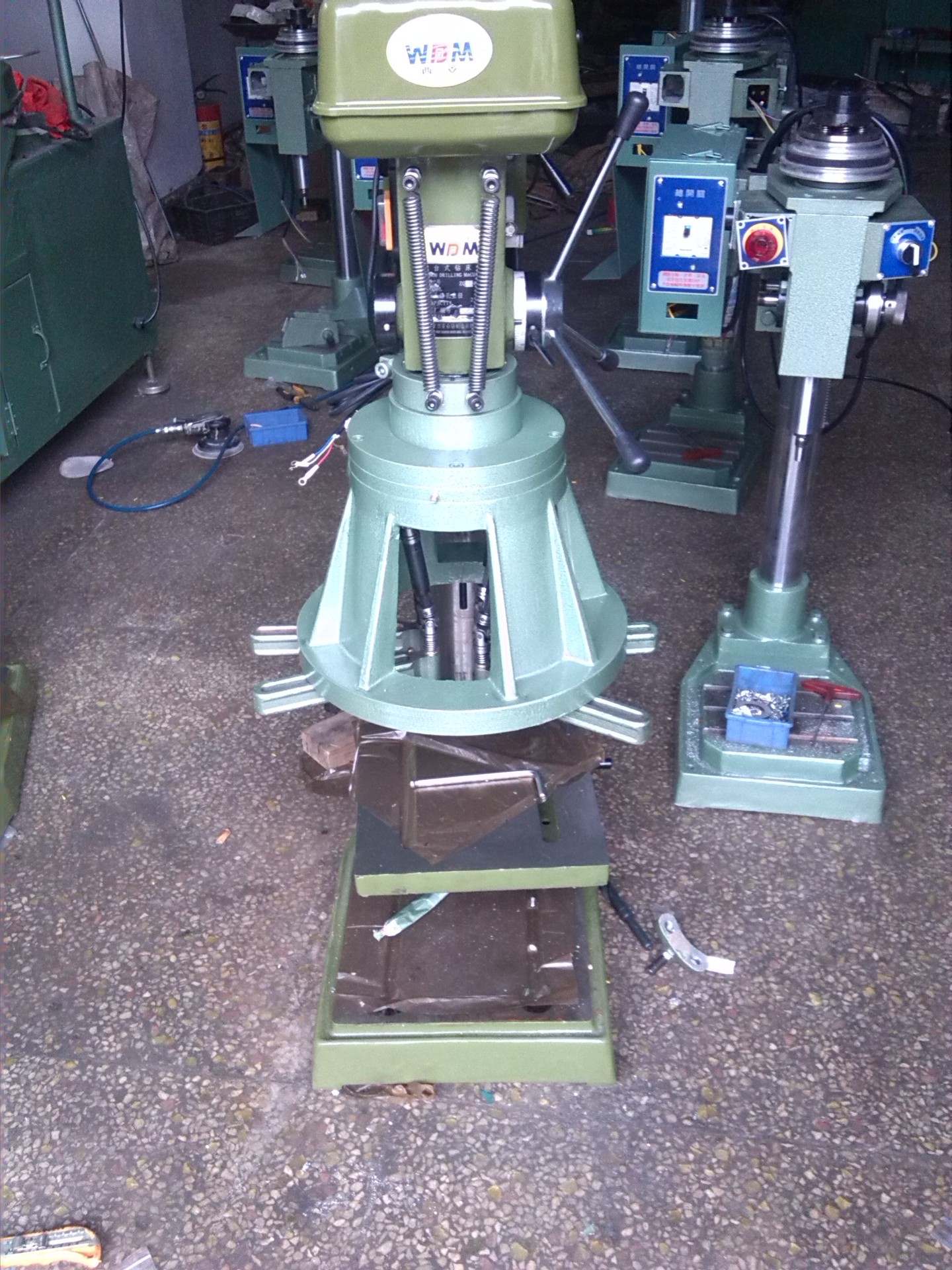 多轴钻孔机,半自动多轴钻孔机