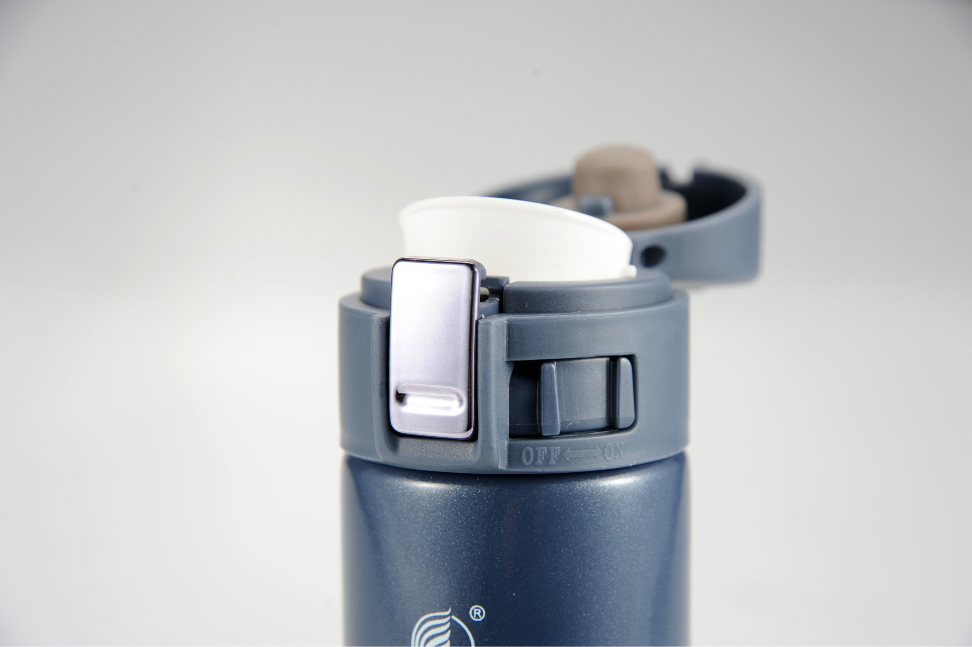 永康保温杯批发 不锈钢真空保温水杯 弹跳