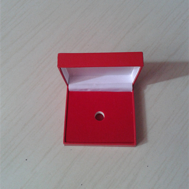 厂家生产创意塑胶仿皮纸蝴蝶扣徽章盒 胸章盒 勋章纸盒量大优惠