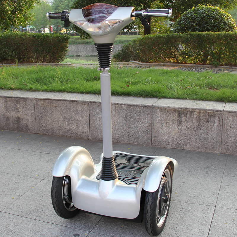 厂家承接各类 踏雪无痕四轮电动观光站立车 迷你智能电动车巡逻车