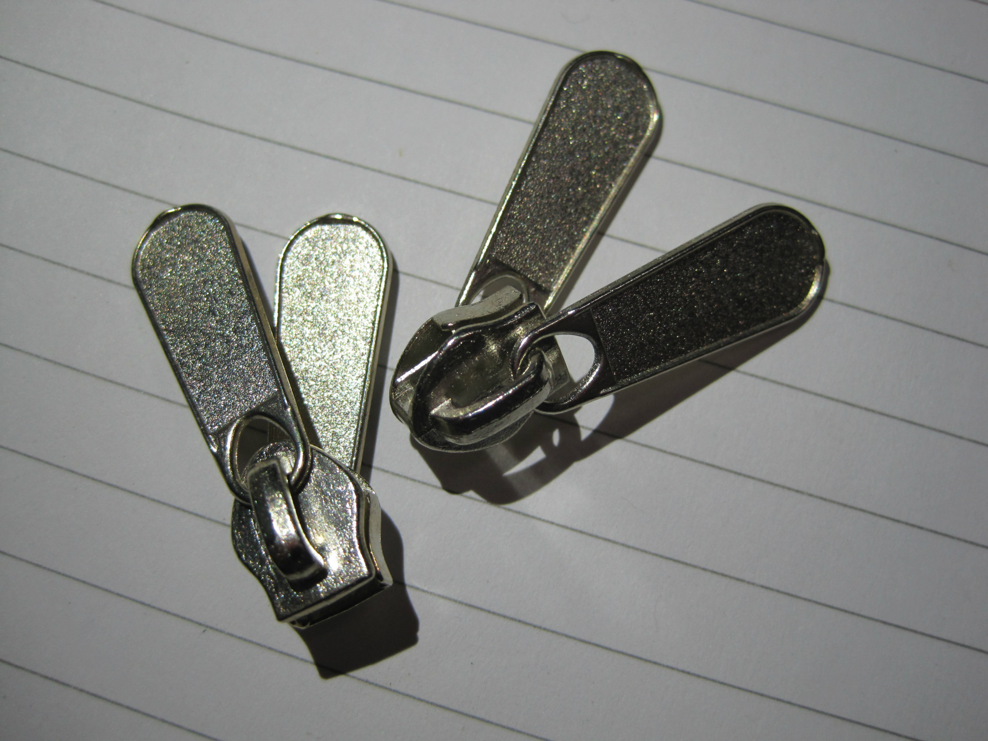 【现货小批】厂价直销5#双拉片电镀拉片尼龙拉链拉