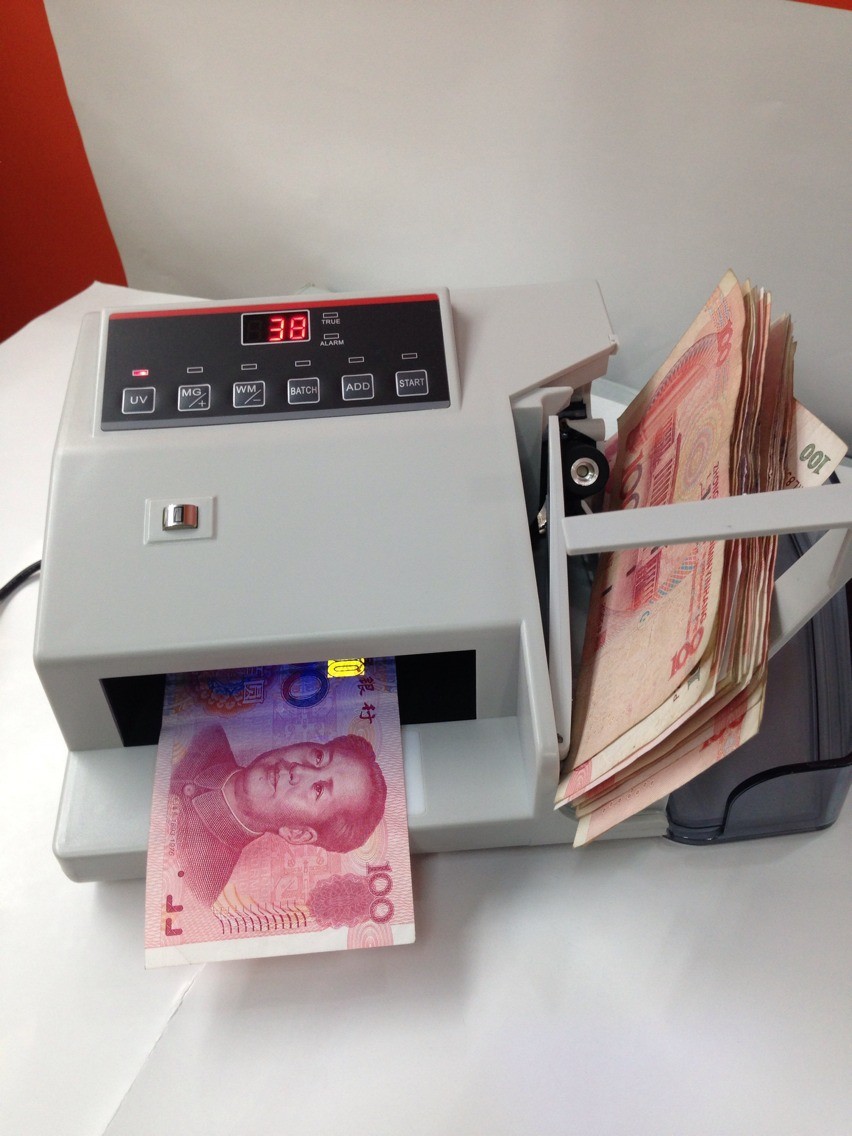 高品质出口v70多国纸币迷你小型点钞机/便携式点钞机带验钞