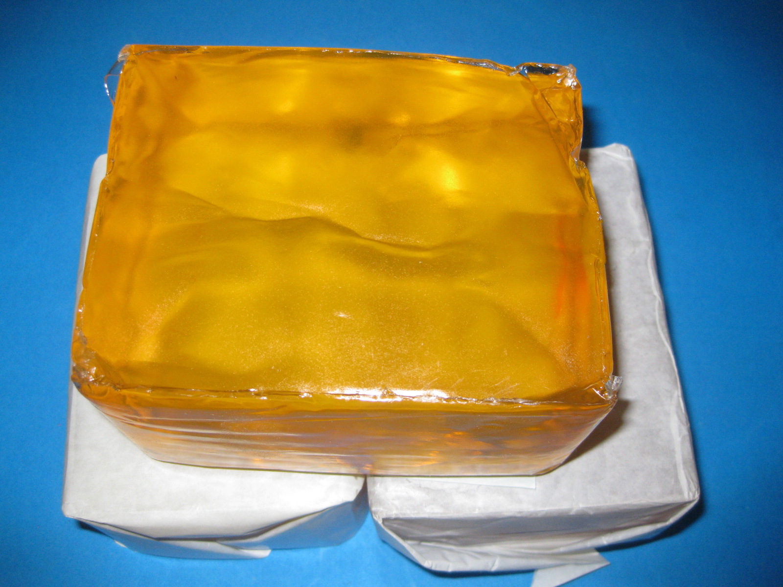 厂家批发用于纸箱封箱黄色热熔压敏胶