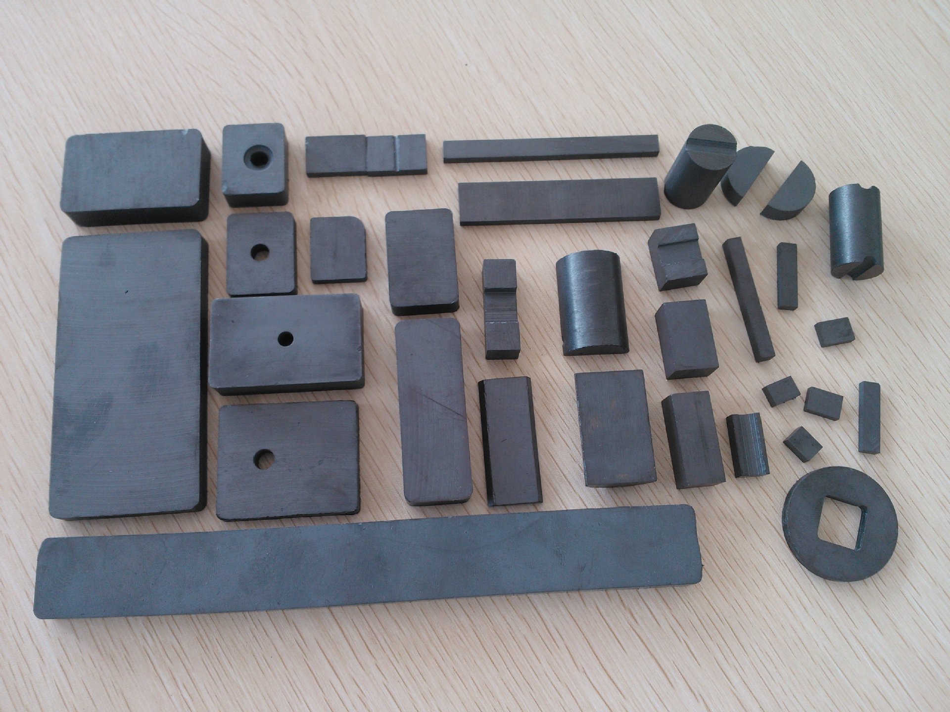 厂家直销优质磁铁d15*10*3mm