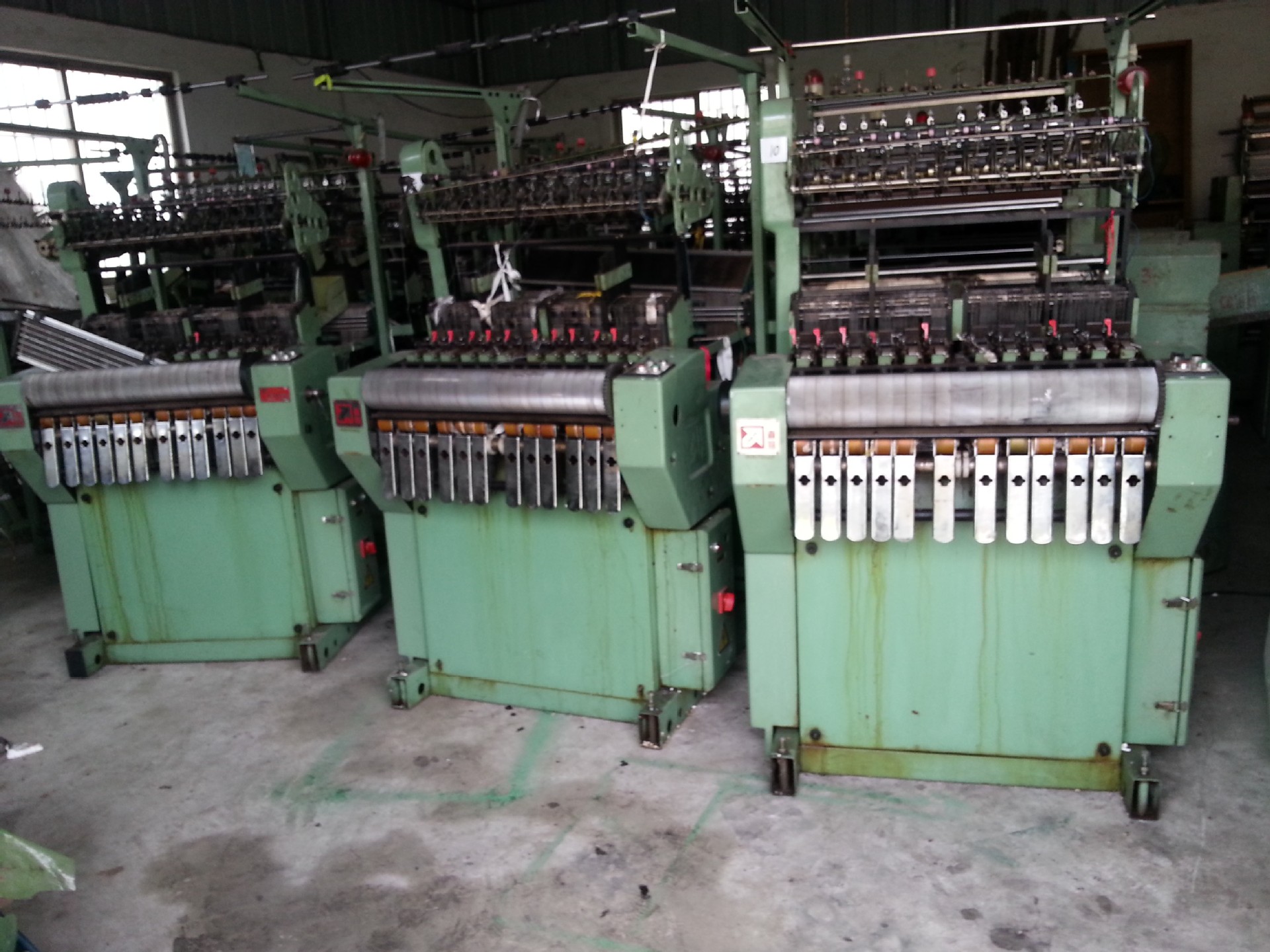 二手嘉益12/27高速无梭织带机