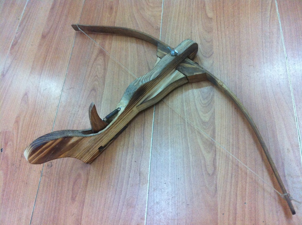 小弩小号木弩橡胶头小弩表演道具无杀伤力小弩模型