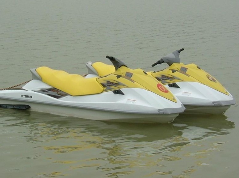 供应摩托艇,质量保证,价格优惠