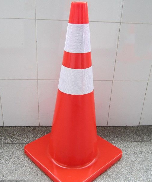 3kg pvc全红路锥