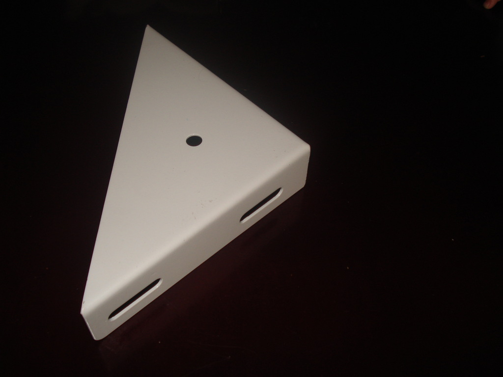 厂家直销 质优价廉 家具五金 软体床角码 三角码(直角码)长孔