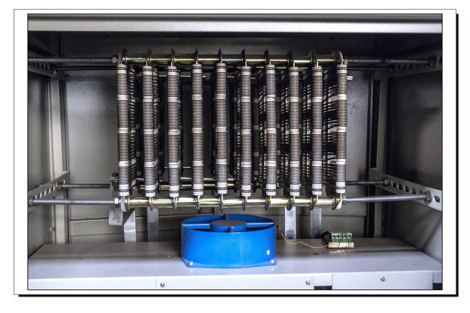 kgl襄阳腾辉电气带触摸屏的同步电动机励磁柜装置质量好 价格优