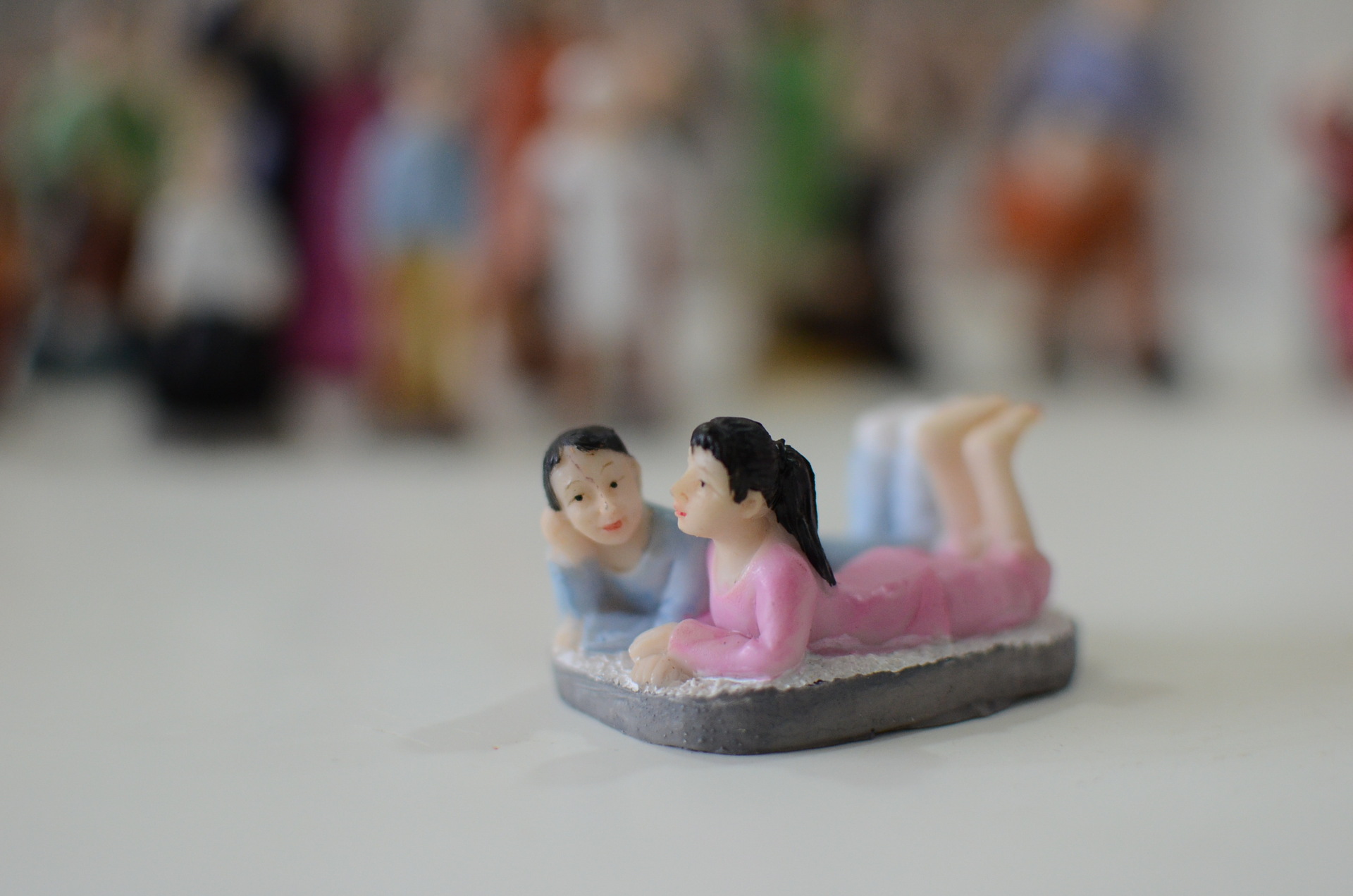 产品名称:夫妻 产品材质:树脂 产品款式:2款 发货方式:混装 产品