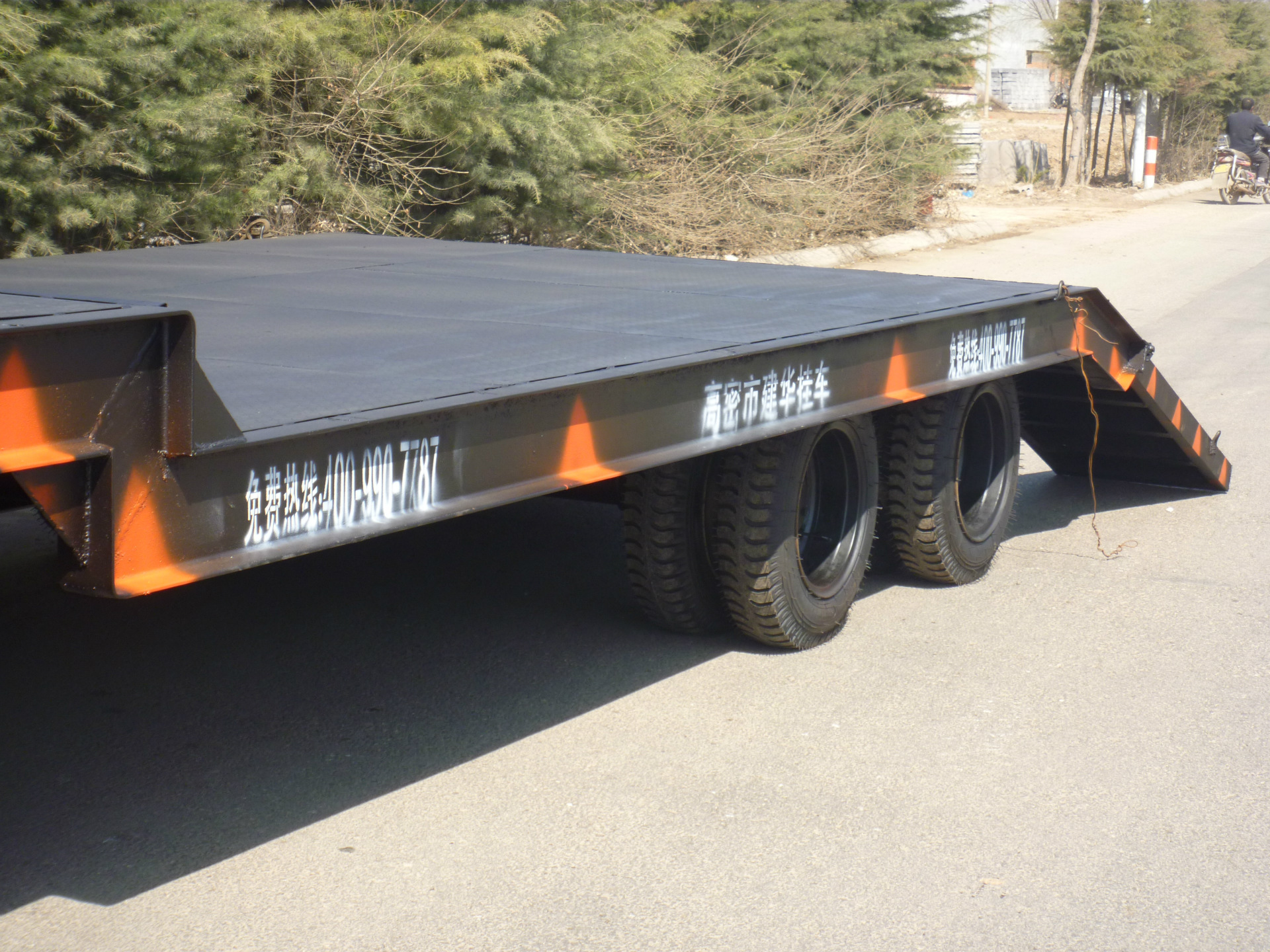 厂家供应挖掘机平板挂车 大型平板挂车 物流全挂牵引平板车-阿里巴巴