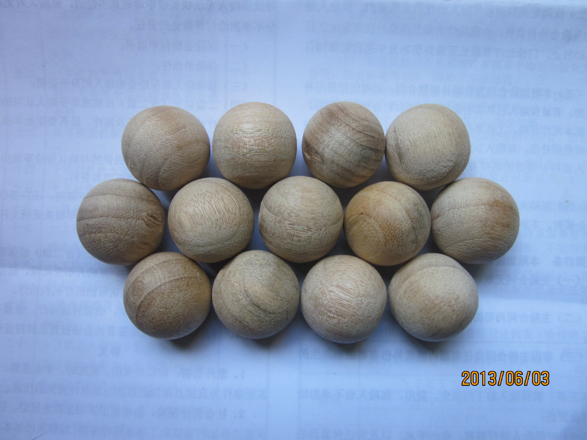 8圆型香樟木圆球定做各种规格樟木珠