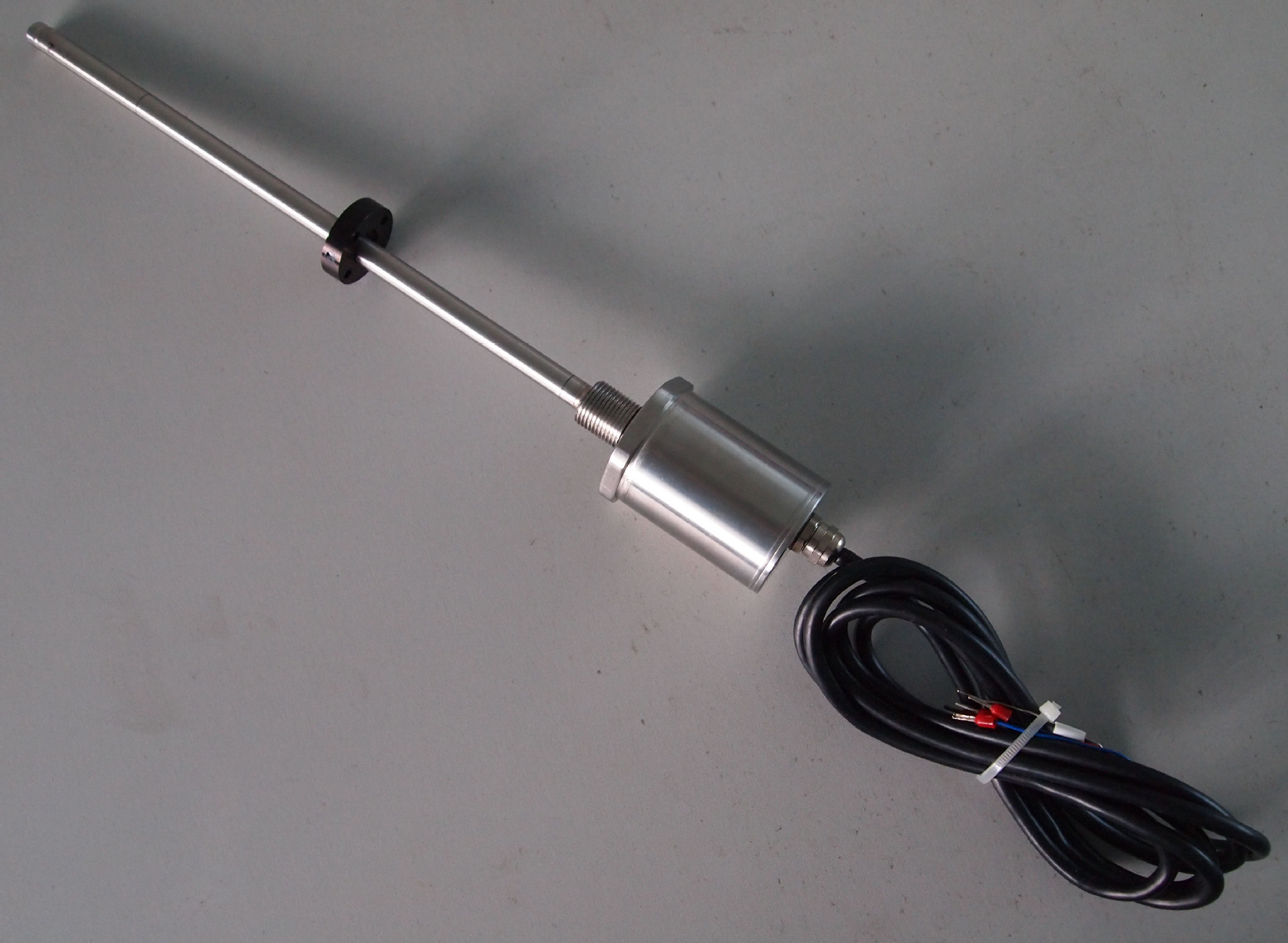 ssi输出数字位移传感器lxrlp1s1b20gb1800m1h03ao