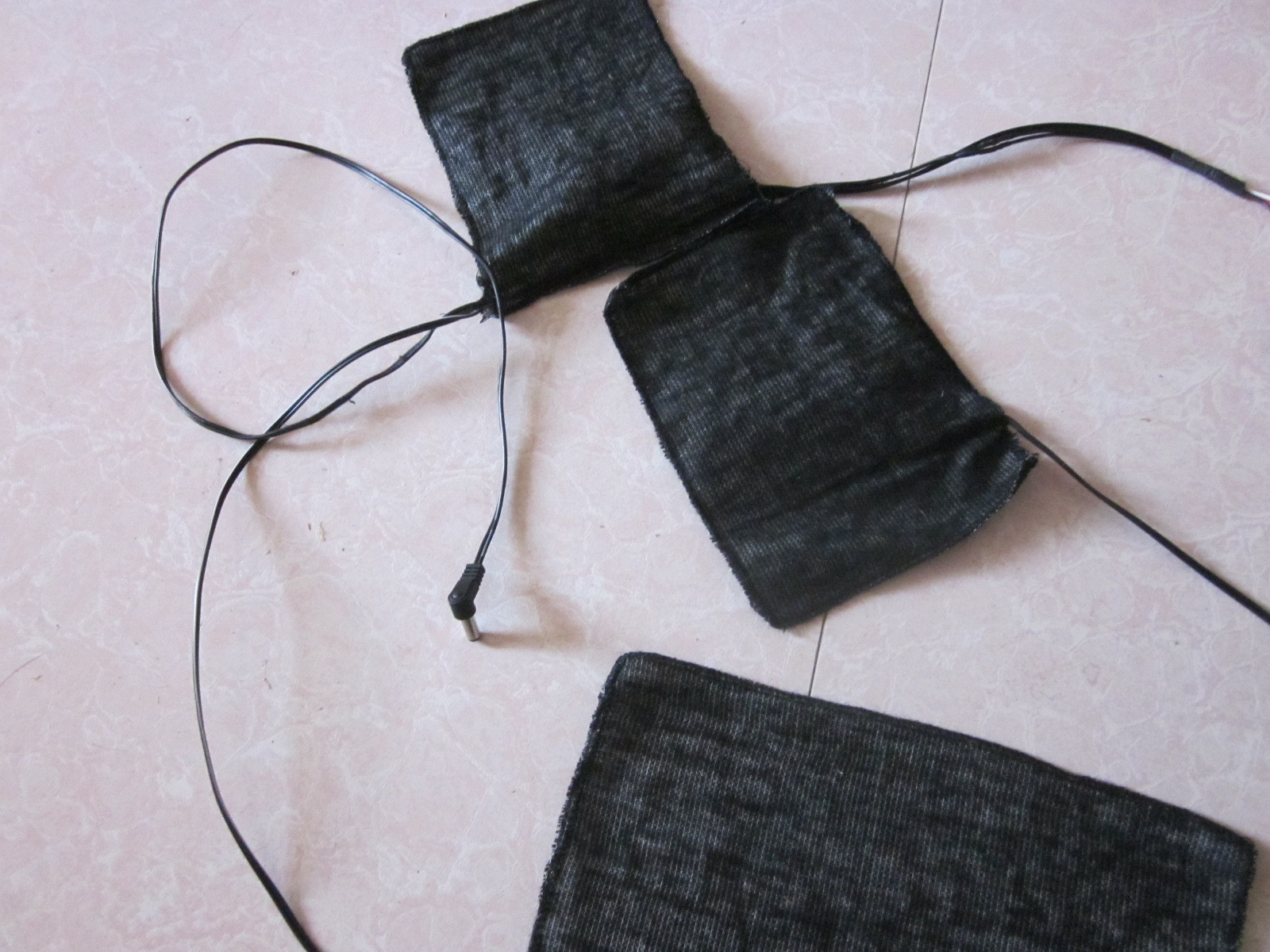 4v5v12v绒布一拖三加热片 衣服碳纤维发热片 服装加热片可调档