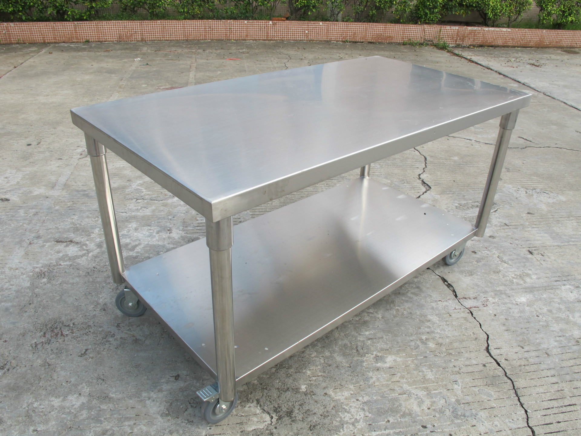 厂家定制厨房设备不锈钢304活动台碗碟工作台商用操作台工作台