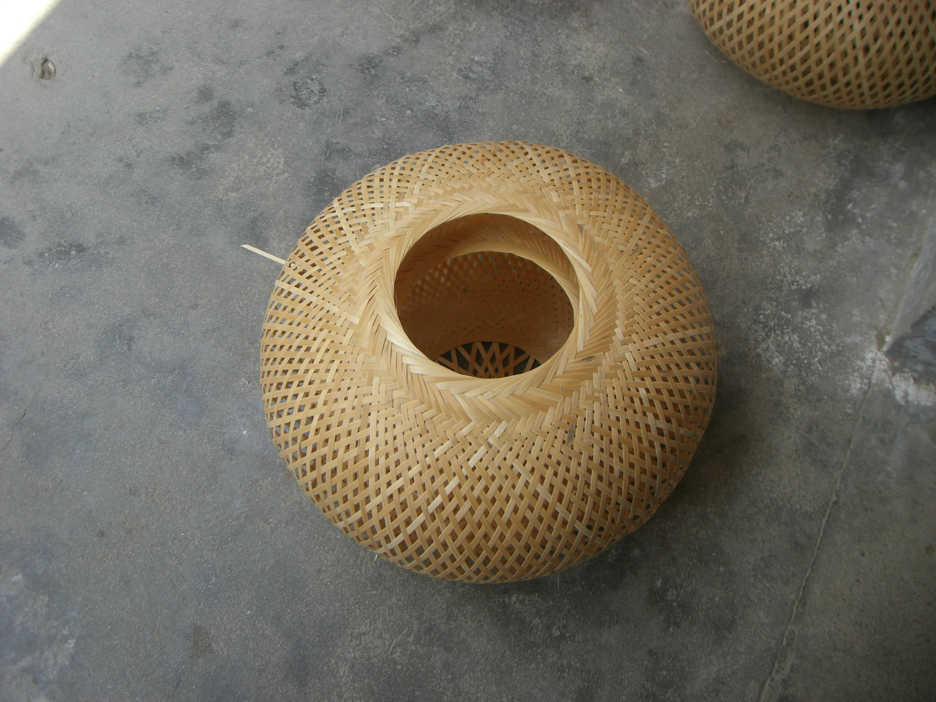 竹编灯笼 出口灯笼 酒店灯笼 农家乐灯笼 喜庆灯笼 竹制品 - 编织批发