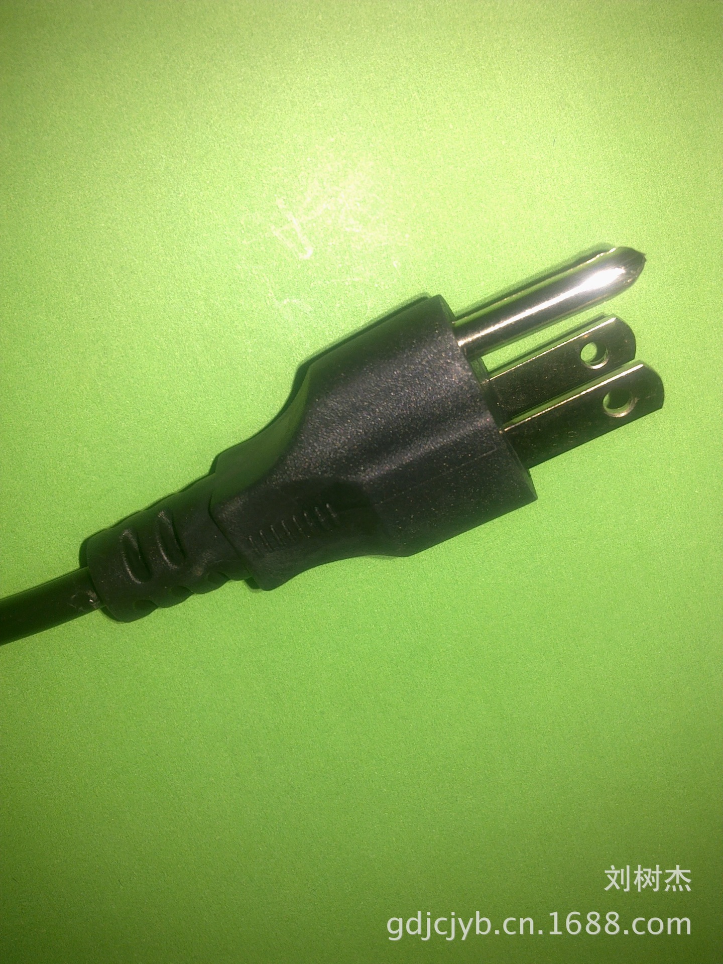 【厂家直销】润泽 美标三插带卡尾部上锡两芯圆线电源线插头线