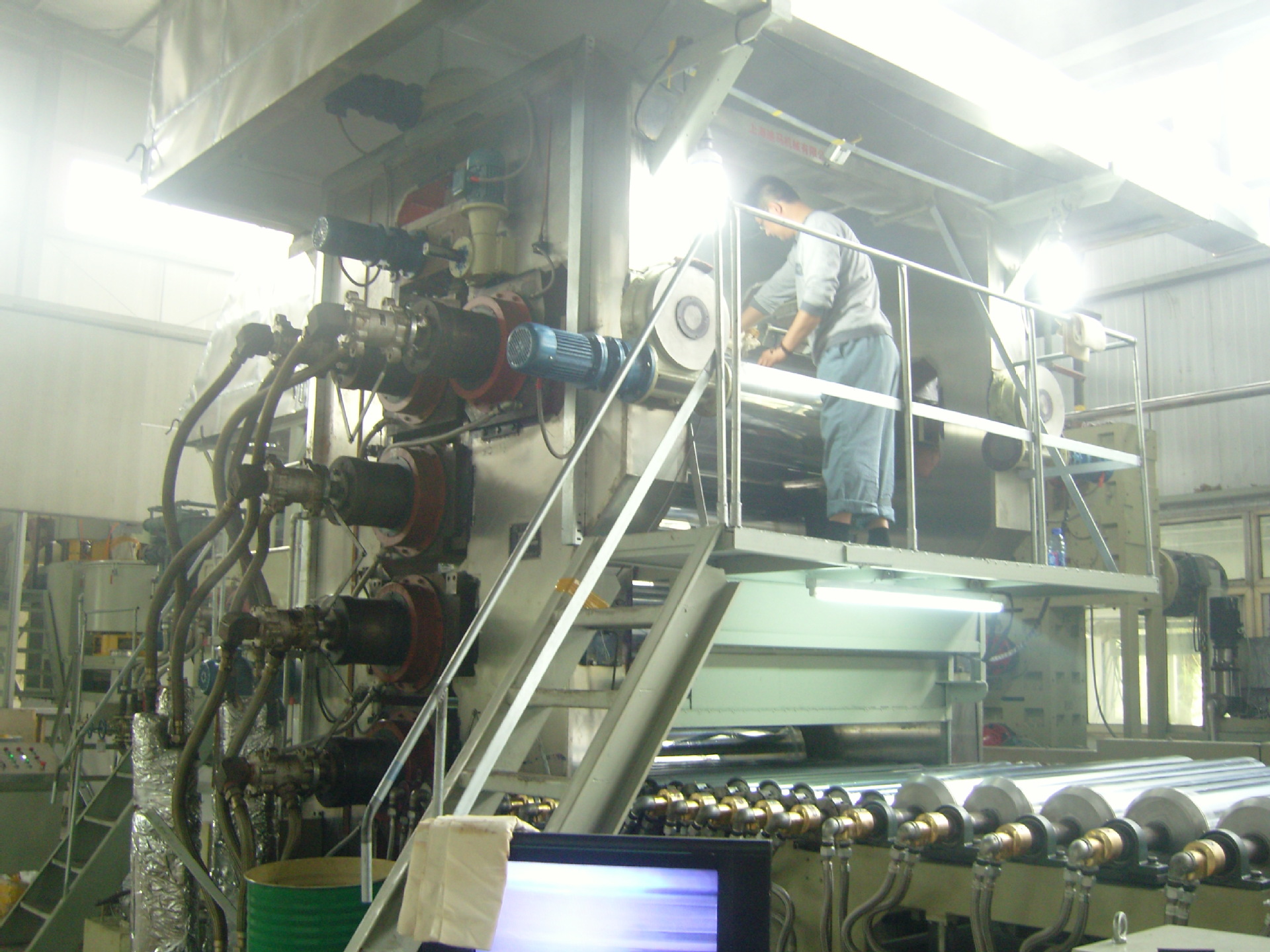 上海迪马(原北蔡轻工机械)机械有限公司有30多年专业生产塑料压延