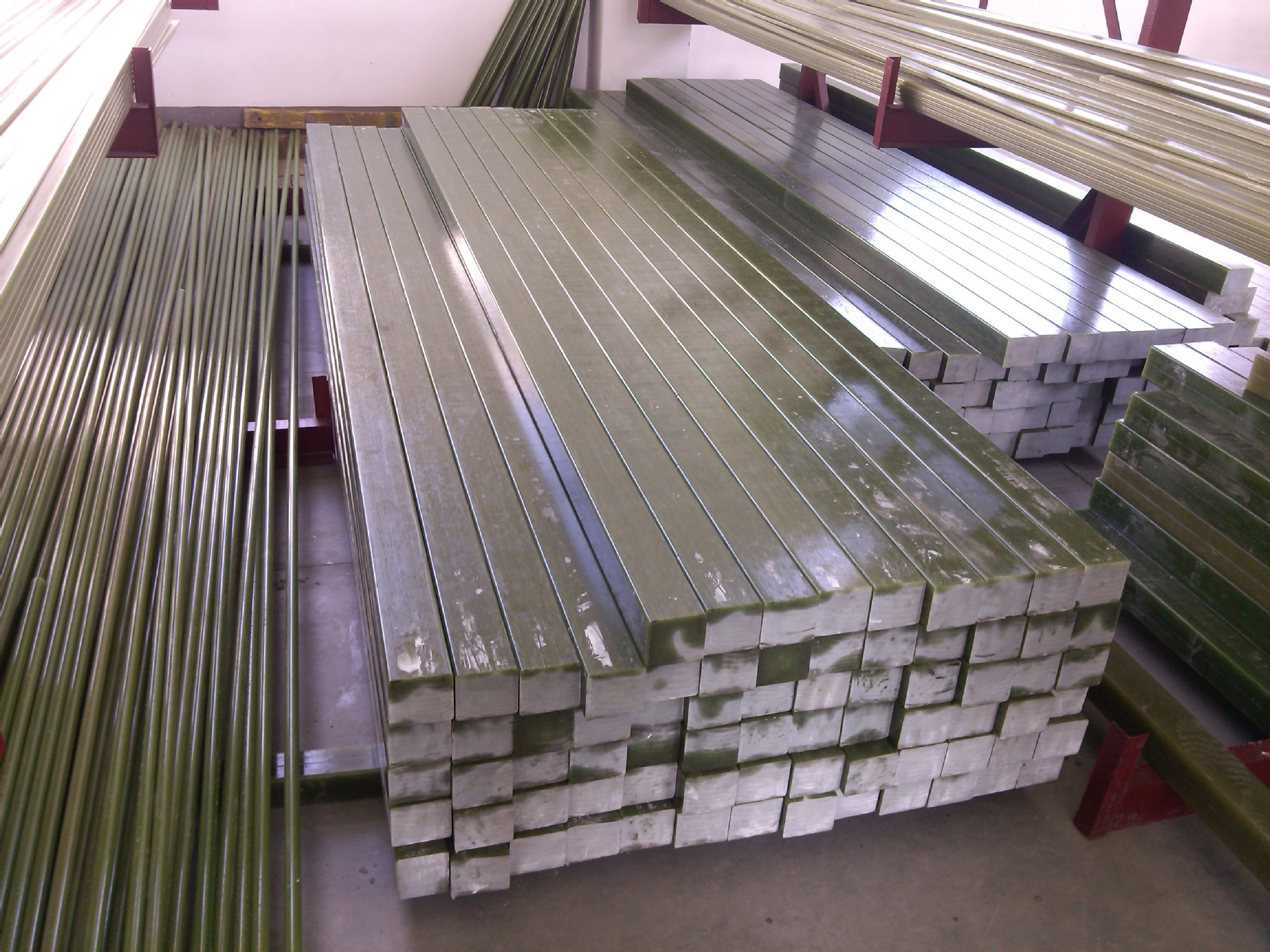 专业生产销售 绝缘棒 胶木柱 环氧棒 胶木立柱 fr4环氧棒