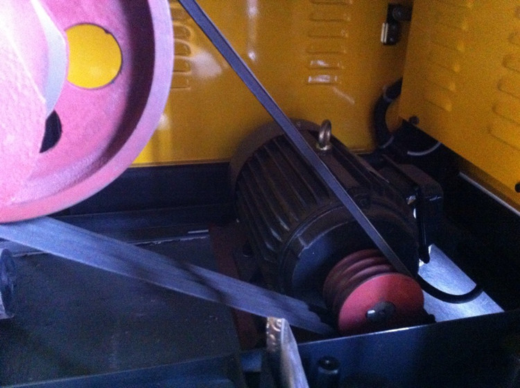 98CE7050-E4C8-4E22-89B8-FEF9CE