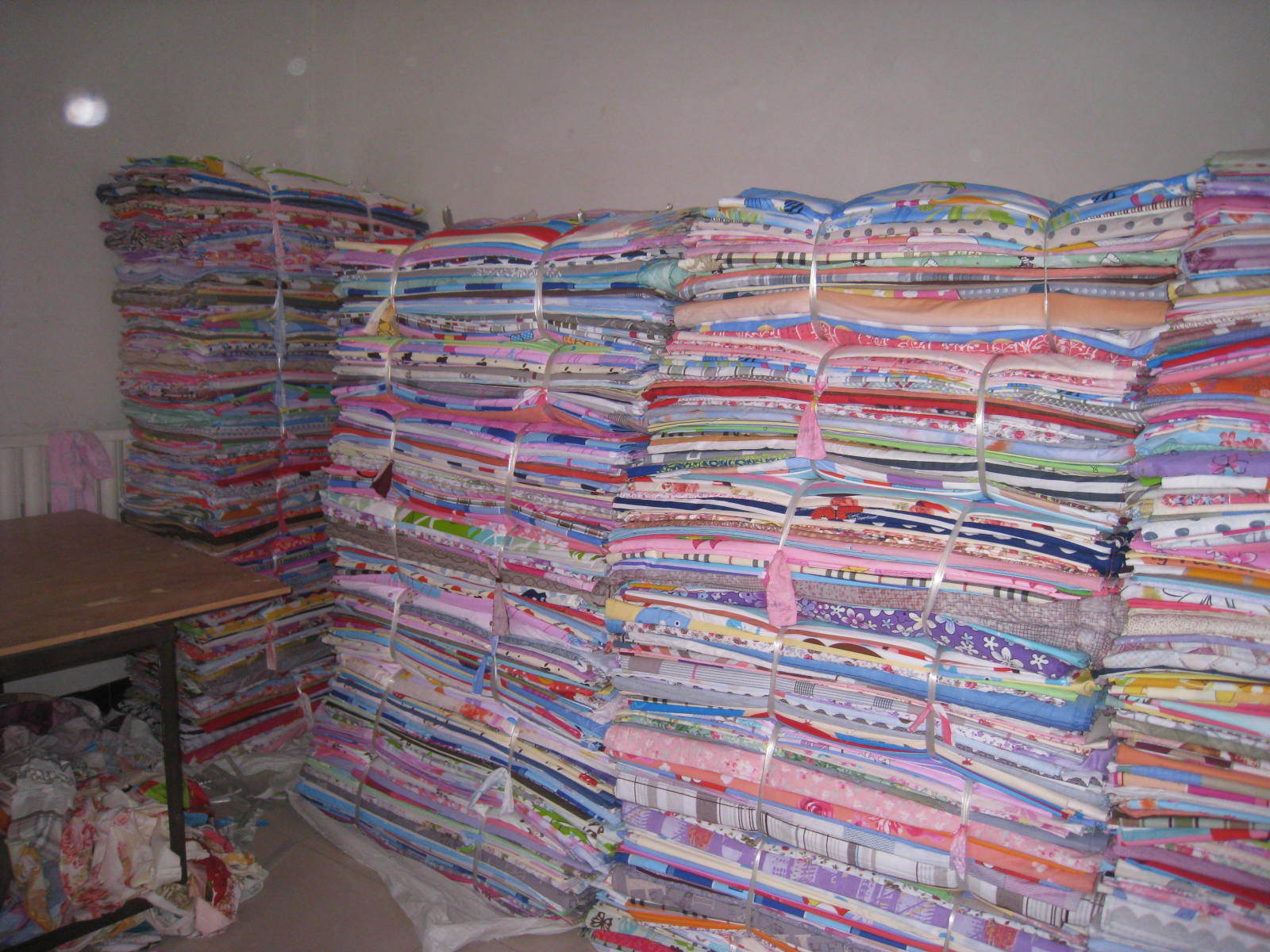 我们山东昌邑市棉纺城,主要经营纯棉40*40 128*68 32*32  110*60