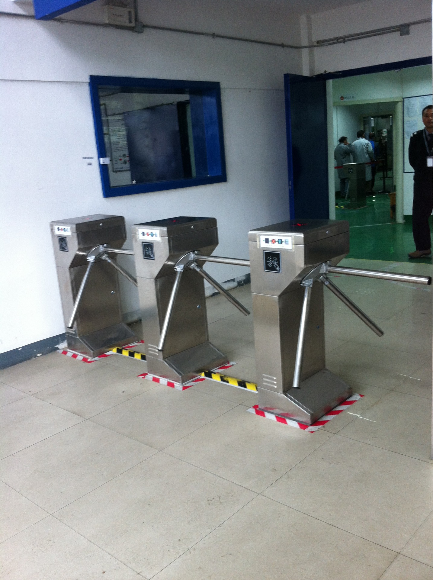 立式圆角三滚闸 江苏三棍闸 上海三辊闸 三辊闸 立式三辊闸