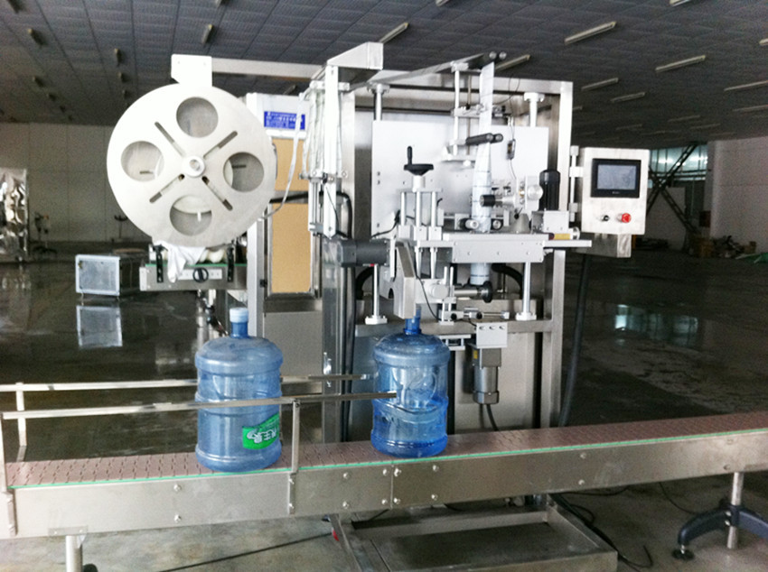 中鸿机械桶装水套标机大桶水套标机 全自动瓶口套膜机热收缩膜机