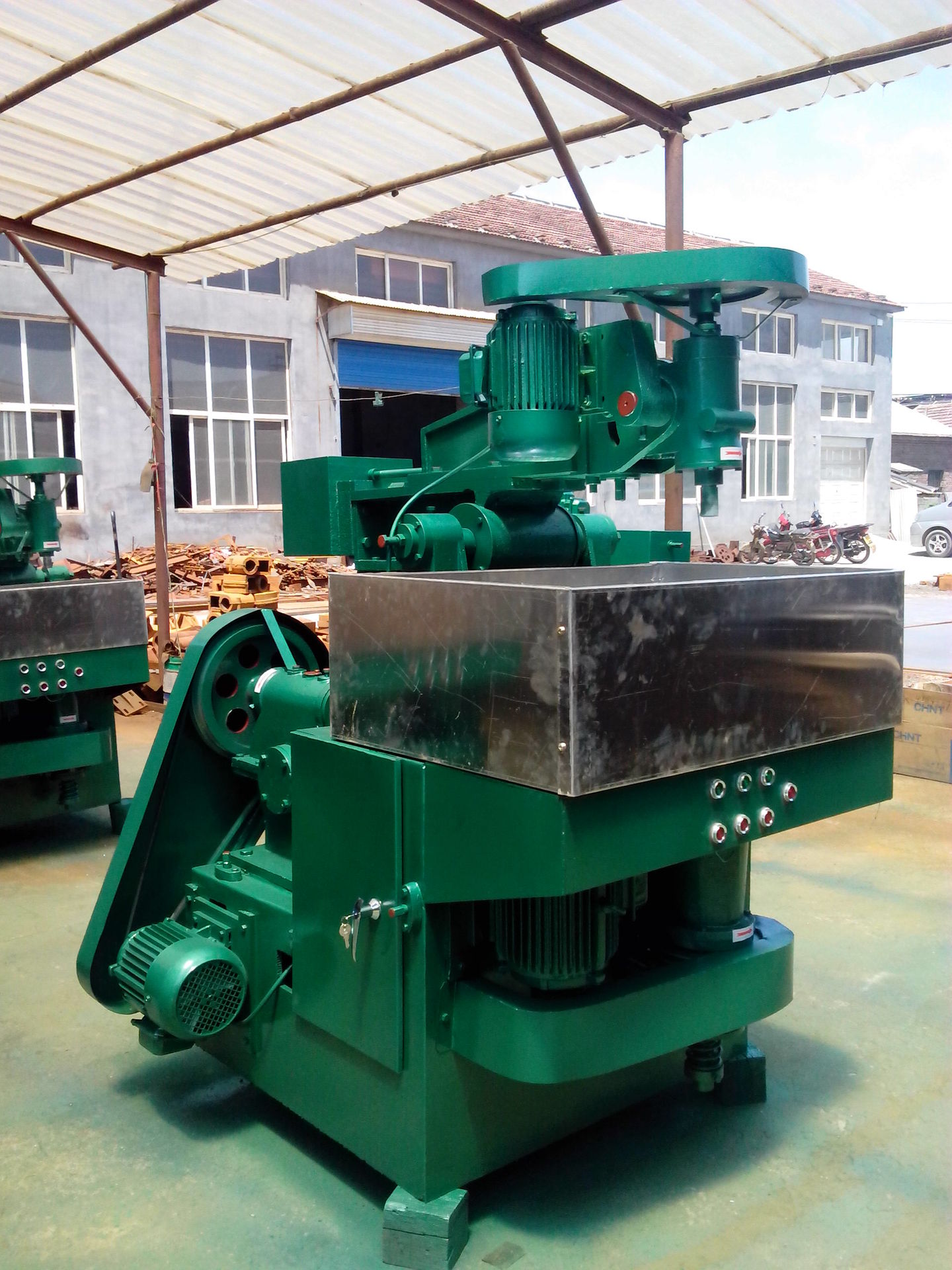 190型陶瓷滚压成型机