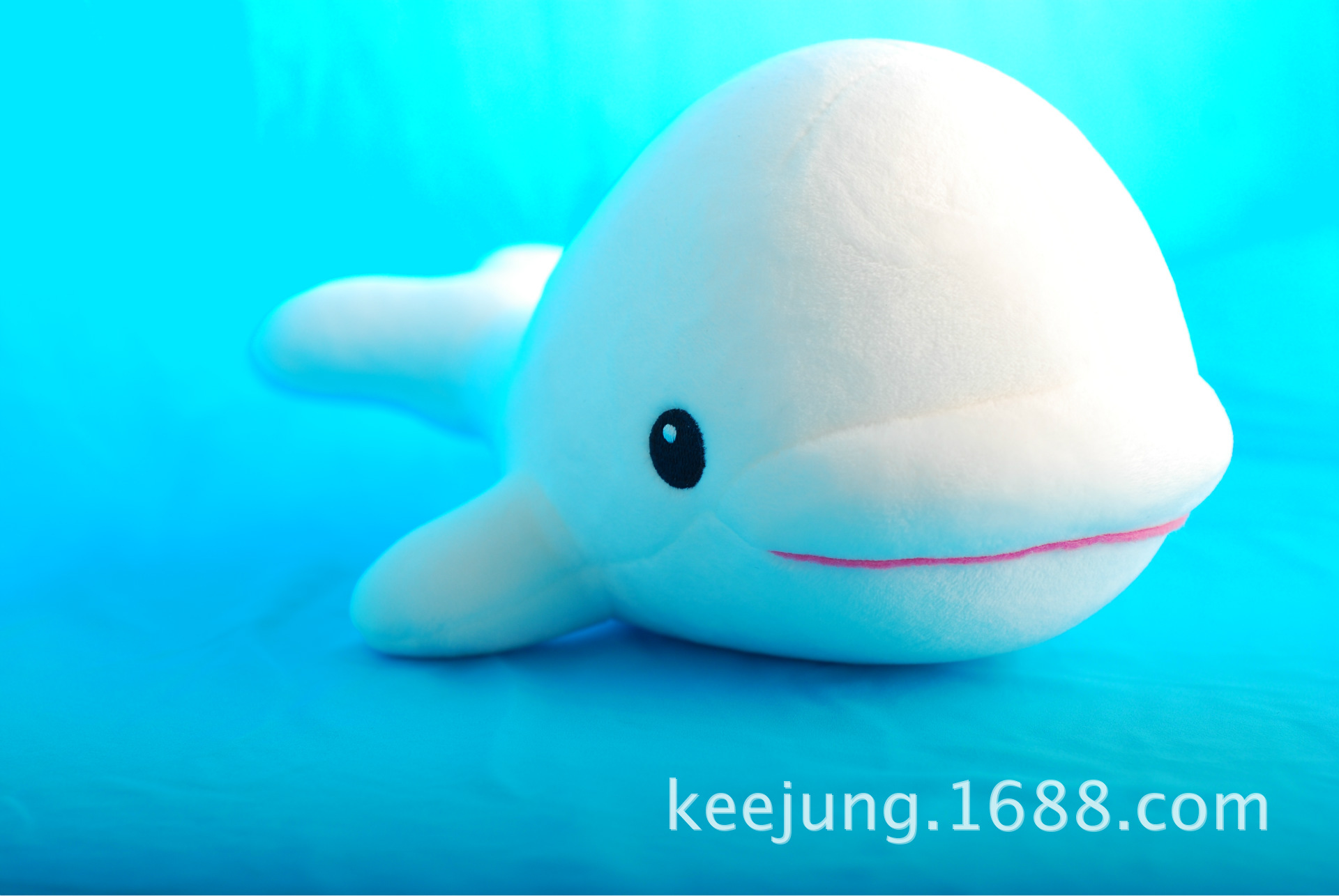 海洋联萌爆款可爱白鲸泡沫粒子公仔大白鲸抓机公仔娃娃机20cm玩偶